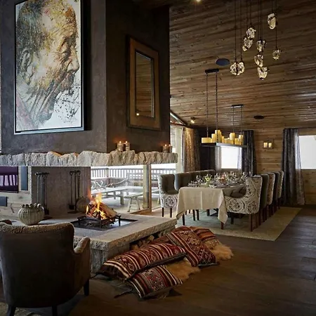 Ferienhaus Zeitgenössisches Weihnachtliches Chalet Damron